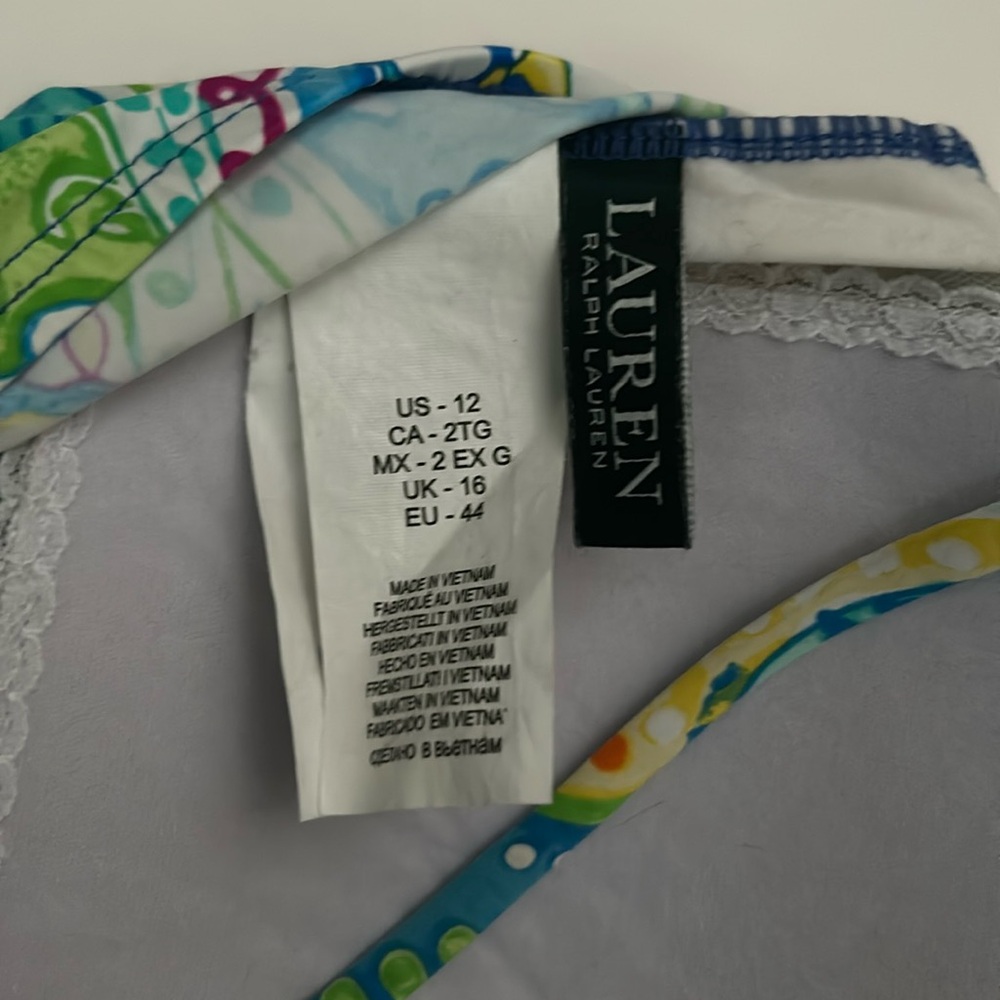 LAUREN Ralph Lauren Carnivale Paisley Twist Tankini Swim Top - Picture 8 of 11